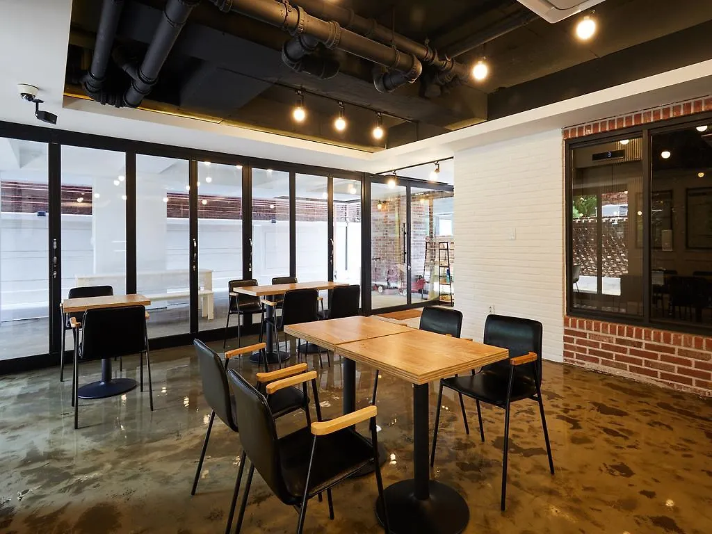 게스트하우스 Red Stone Guesthouse 서울특별시