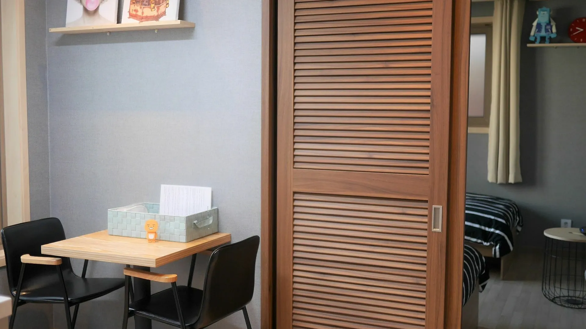 *** 게스트하우스 Red Stone Guesthouse 서울특별시 대한민국