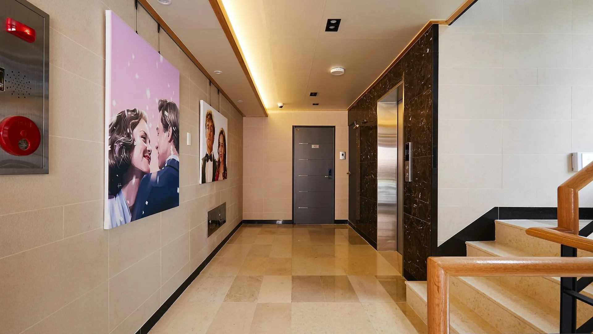 Red Stone Guesthouse 서울특별시 3*,  대한민국